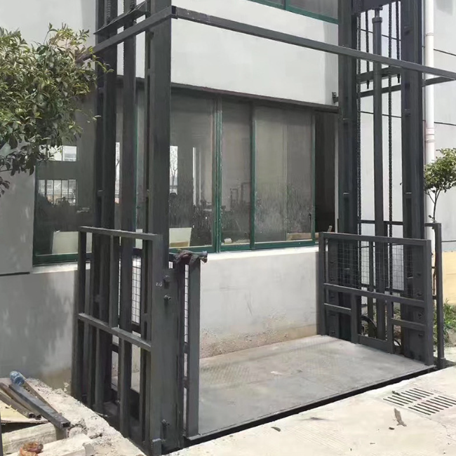 霍尔果斯5吨室外升降货梯